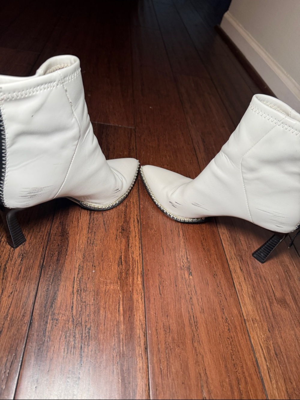 👑👑👑BCBGeneration White Pointed Toe Rhinestone-Trim Ankle Boots READ DESC - Picture 8 of 9